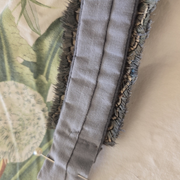 Beautiful Hawaiian Handmade Feather Hat Band - Picture 8 of 8